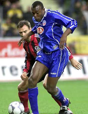 卻仍無法阻 卻仍無法阻